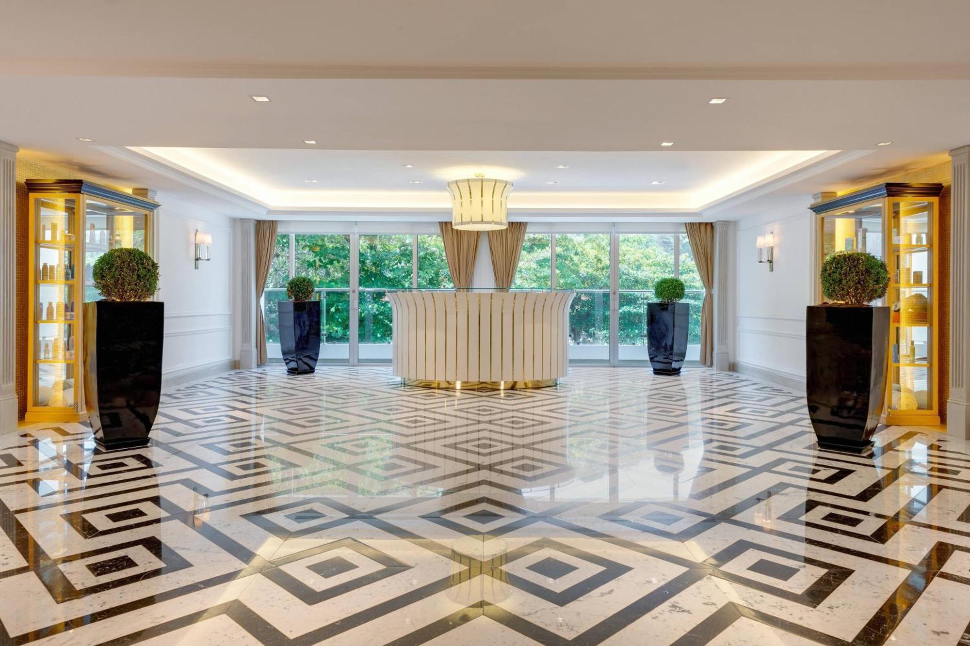 Sheraton Grand Rio & Hotel 5*